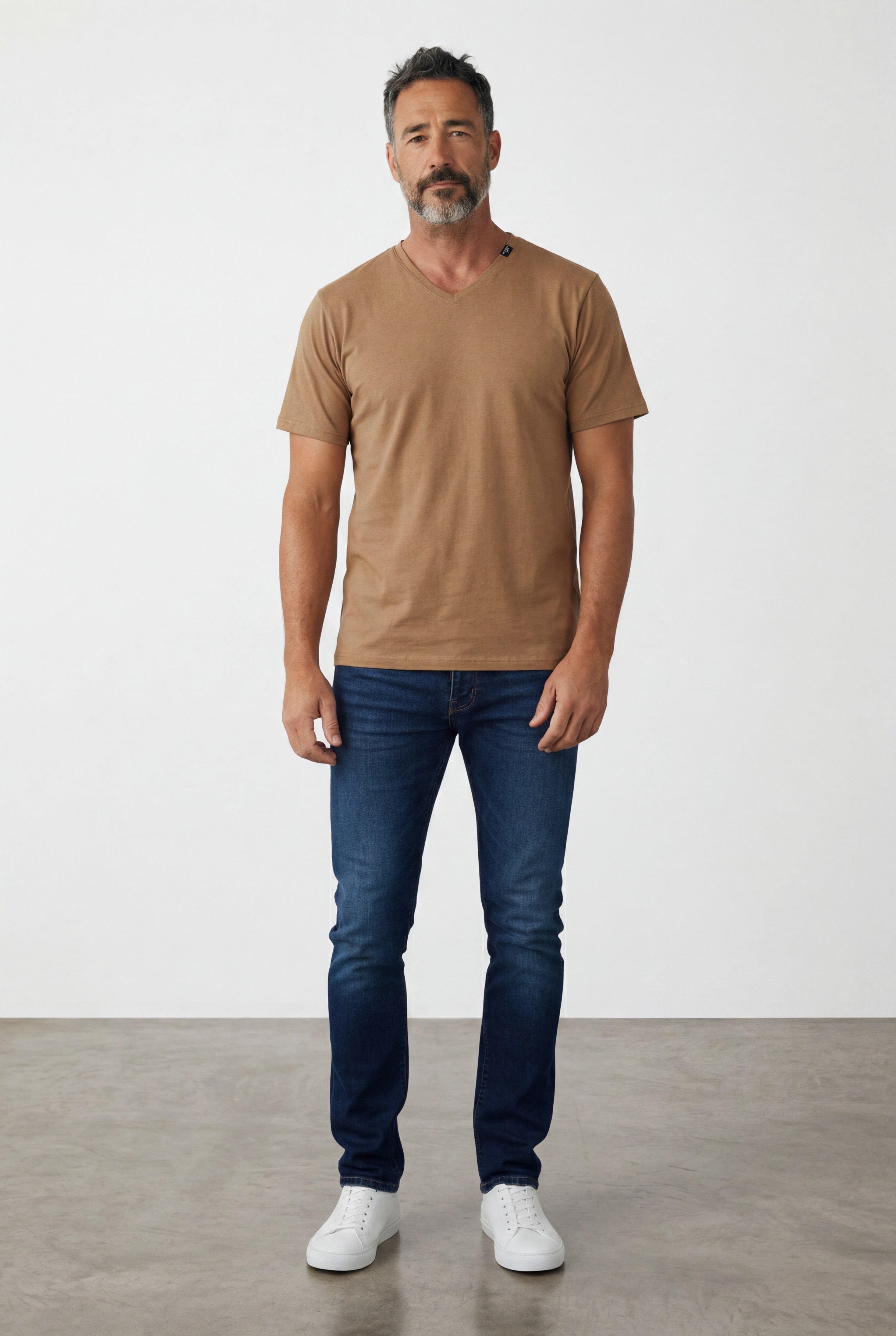 T-shirt col V-055